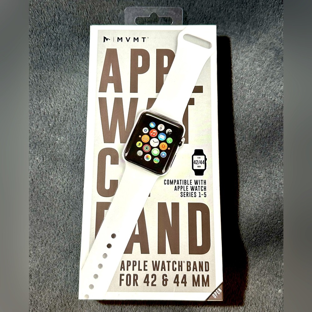 NIB APPLE SILICONE WATCH BAND